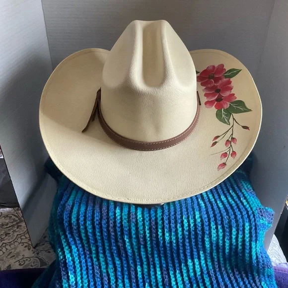 Floral Cream Cowboy Hat - Picture 4 of 8